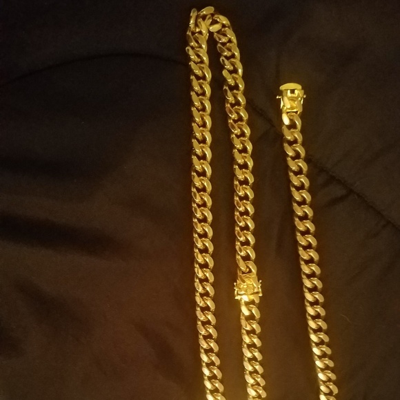 Cuban Link Chain set - Picture 3 of 3